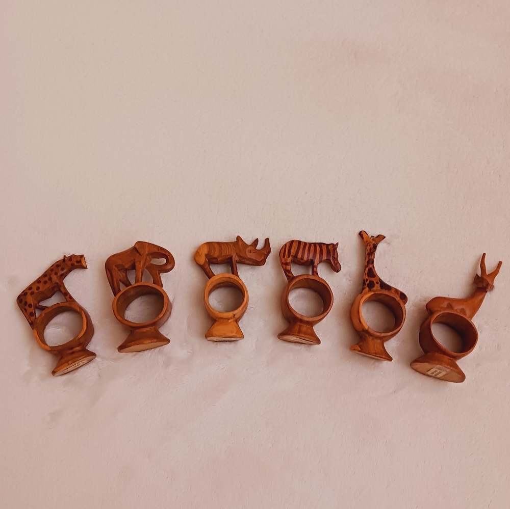 Wooden Animal Napkin Rings Set
